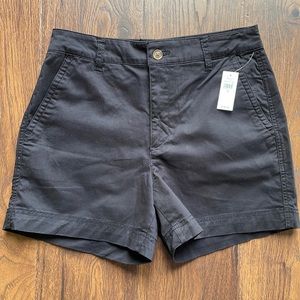 Size 6 Womens Gap Girlfriend shorts